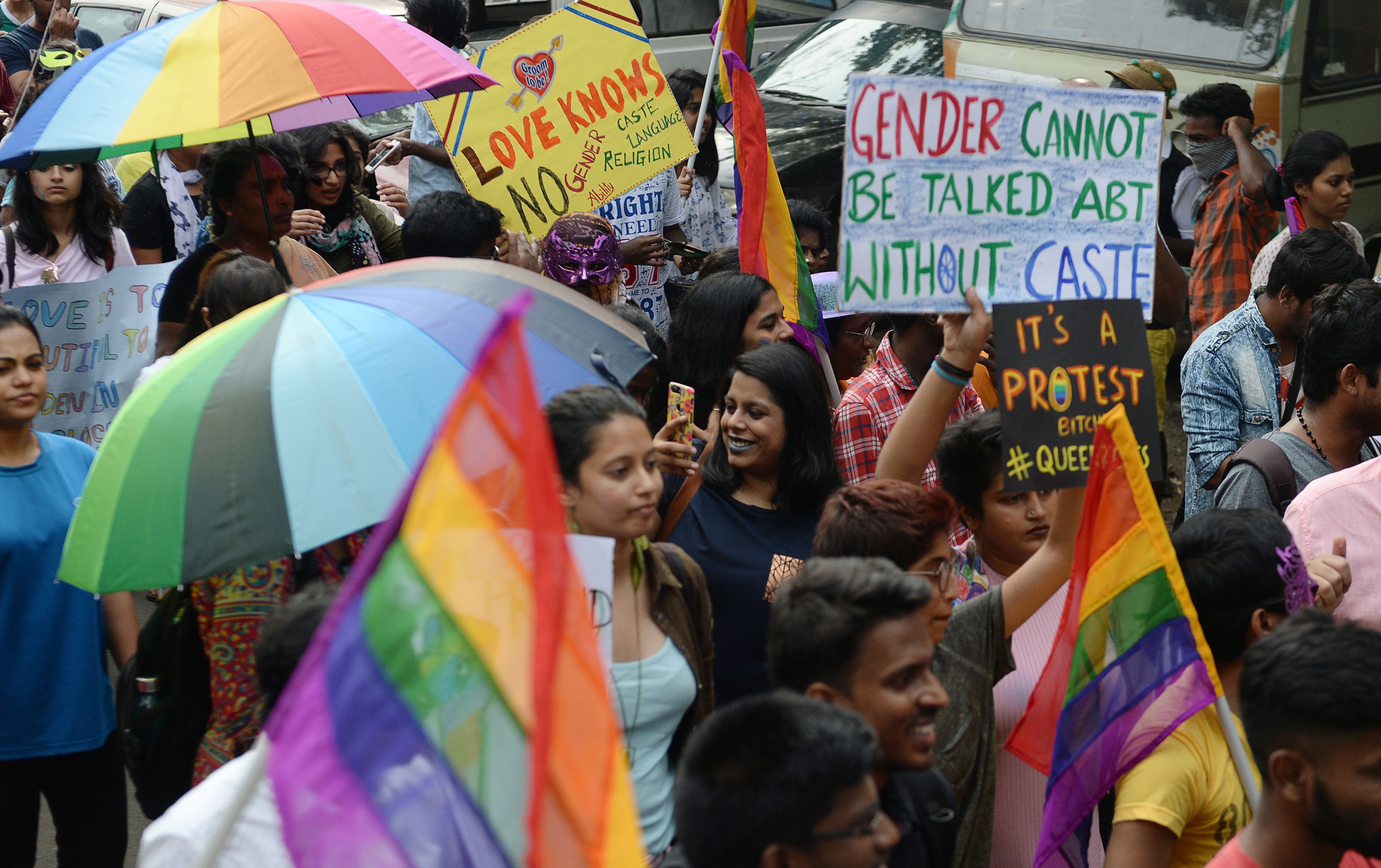 180906142641-01-india-gay-sex-ruling.jpg