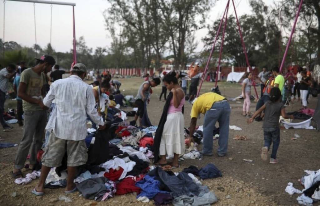 Mexico City receives first wave from migrant&nbsp;caravan